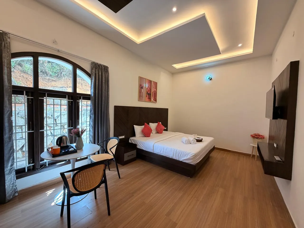 Prathis Ree Luxury Villa Kodaikanal