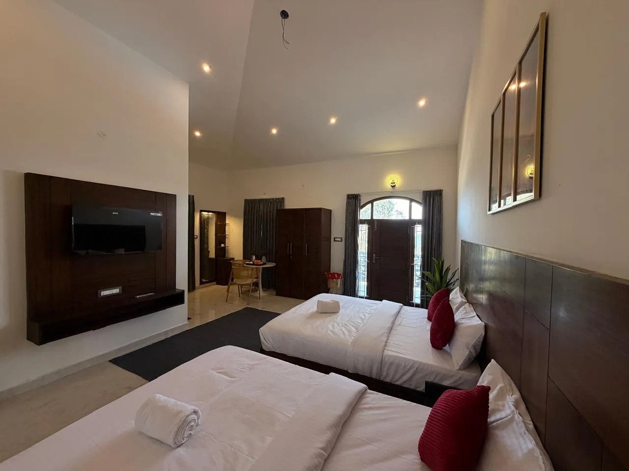 Prathis Ree Luxury Villa Kodaikanal