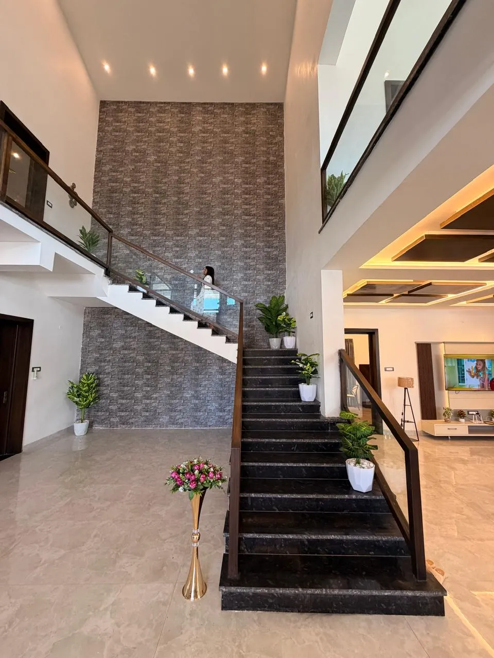 Prathis Ree Luxury Villa Kodaikanal